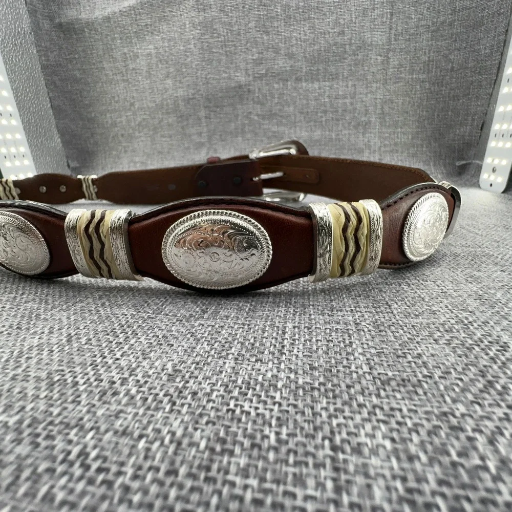 Tony Lama Men's Cutting Champ Leather Belt Size 40 Brown Scalloped Concho READ